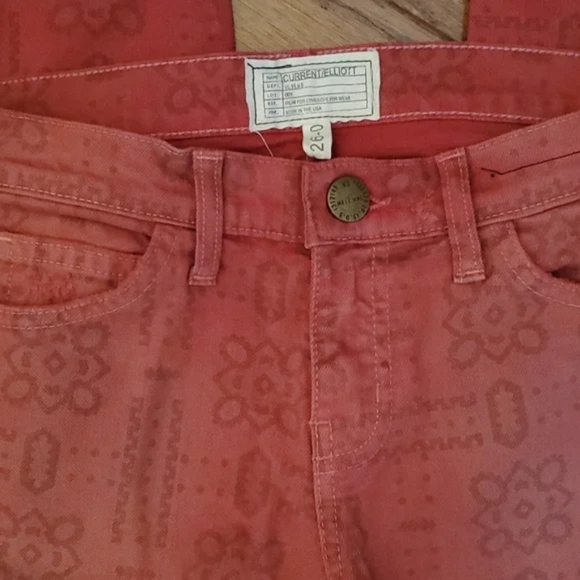 Current/Elliott Red Faded Distressed Stiletto Jeans - Picture 3 of 5